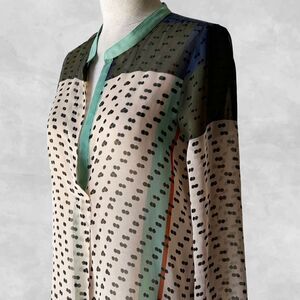 Konrad & Joseph Anthropologie Tunic Top Sheer Print Plunge Neck - Women's Size S